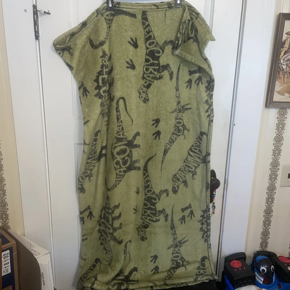 Dinosaur Minky Blanket Olive Green‎ 54